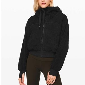 **SOLD!** EUC Lululemon Short Sweet & Sherpa Jacket *Cropped